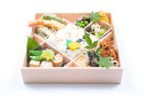 オールシーズン(竹弁当)